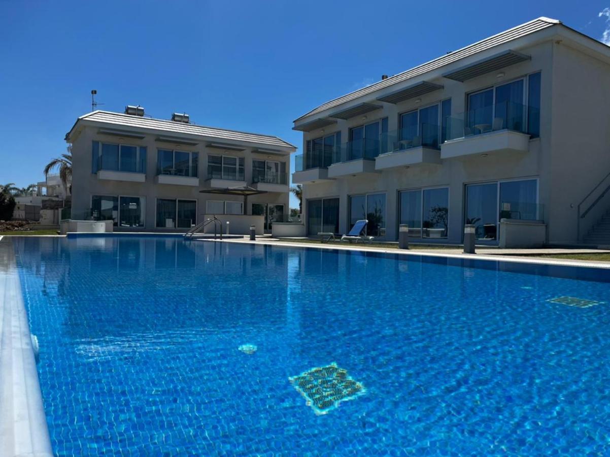 Ocean Suites Luxury Apartments Protaras Esterno foto