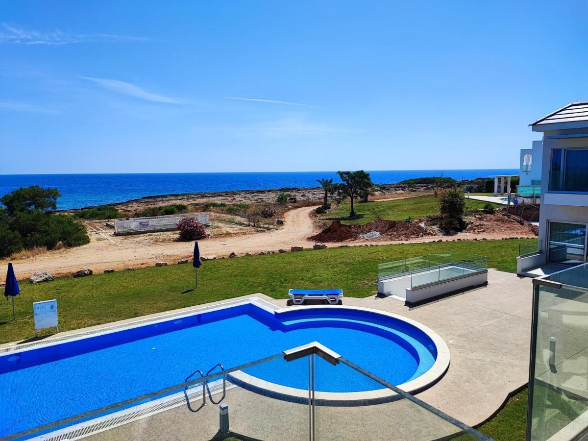 Ocean Suites Luxury Apartments Protaras Esterno foto